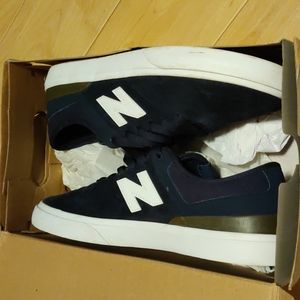 EUC Navy & White New Balance Numeric 379 Suede Skate Shoe